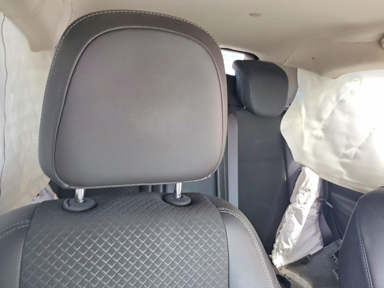 2017 BUICK ENCORE PREFERRED photo 19