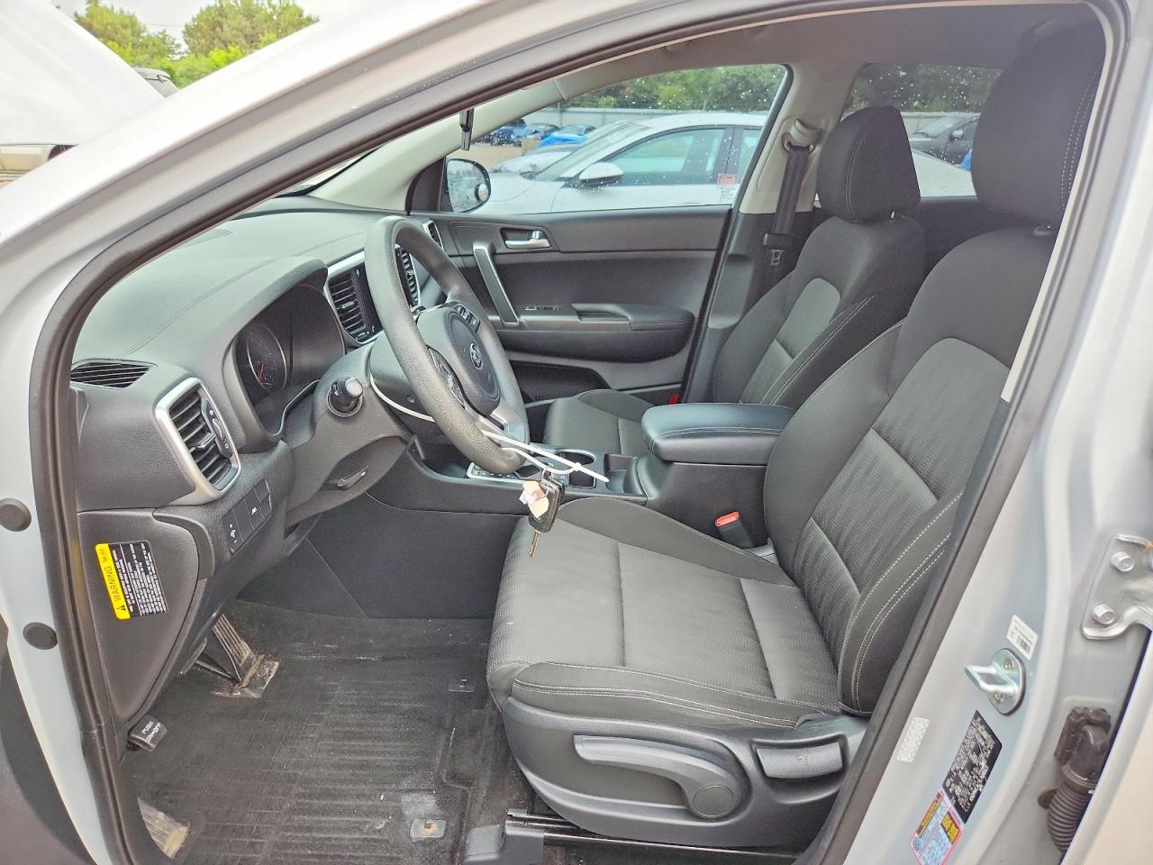 2020 KIA SPORTAGE LX photo 13