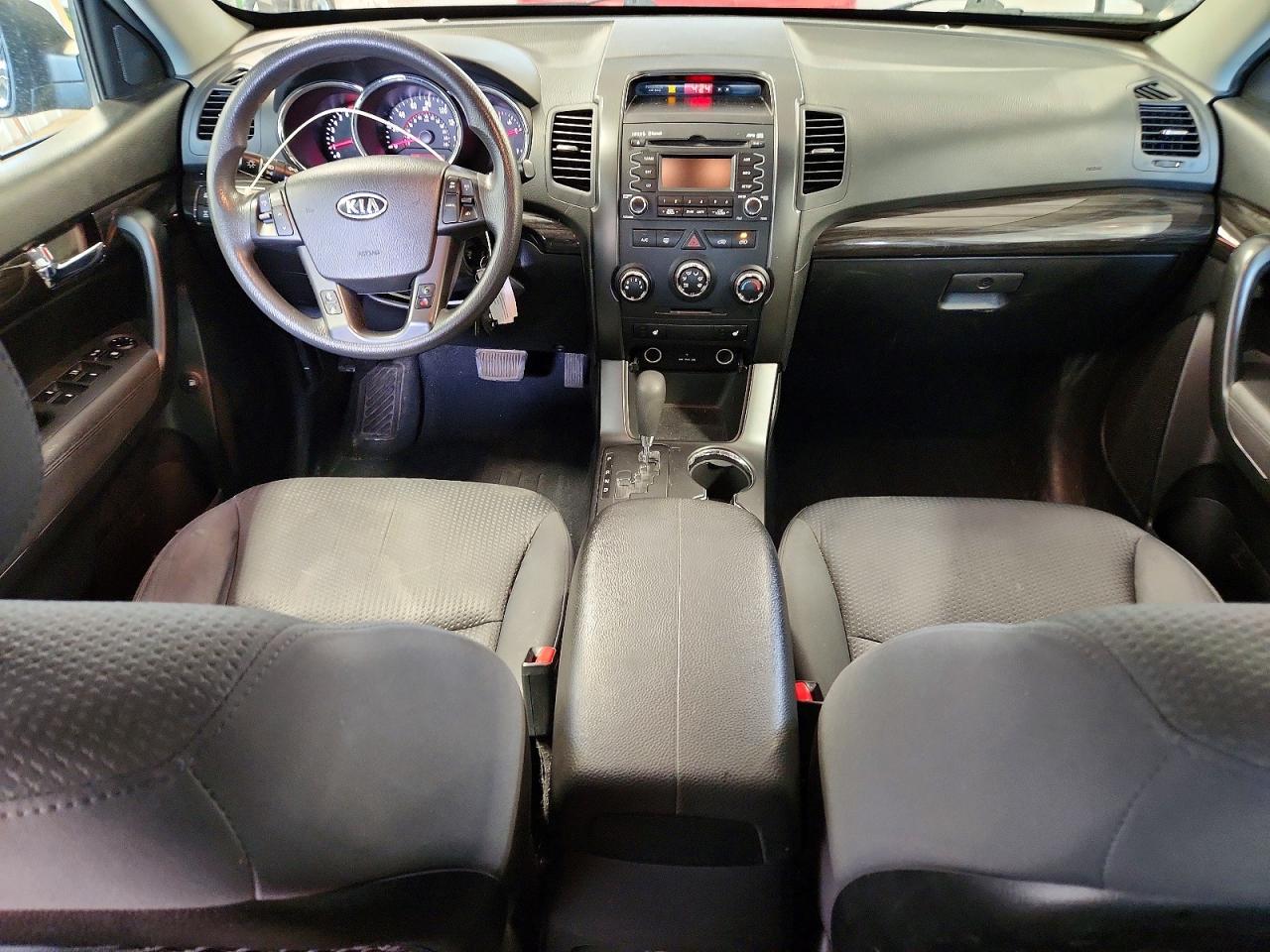 2012 KIA SORENTO photo 15