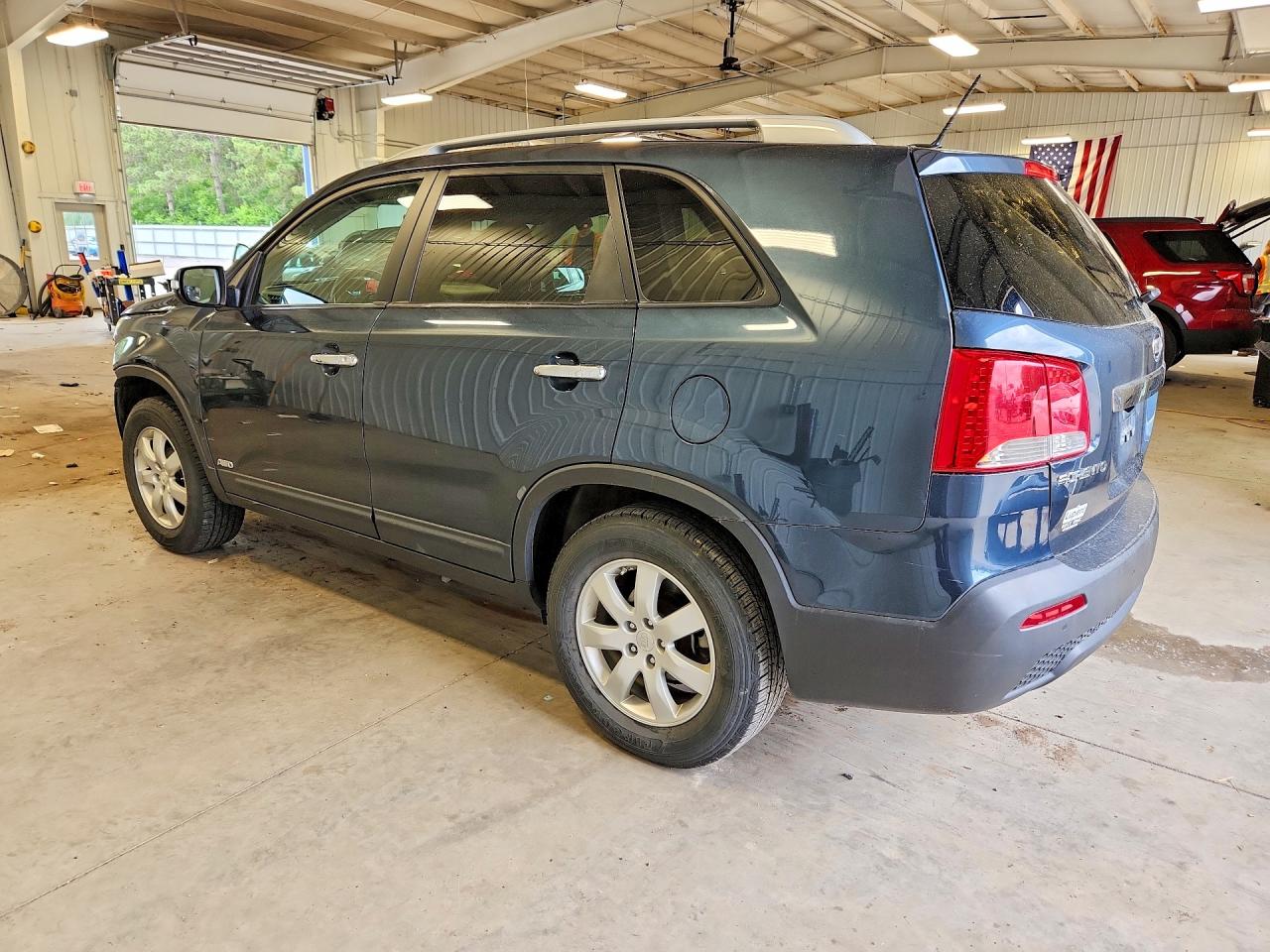 2012 KIA SORENTO photo 3