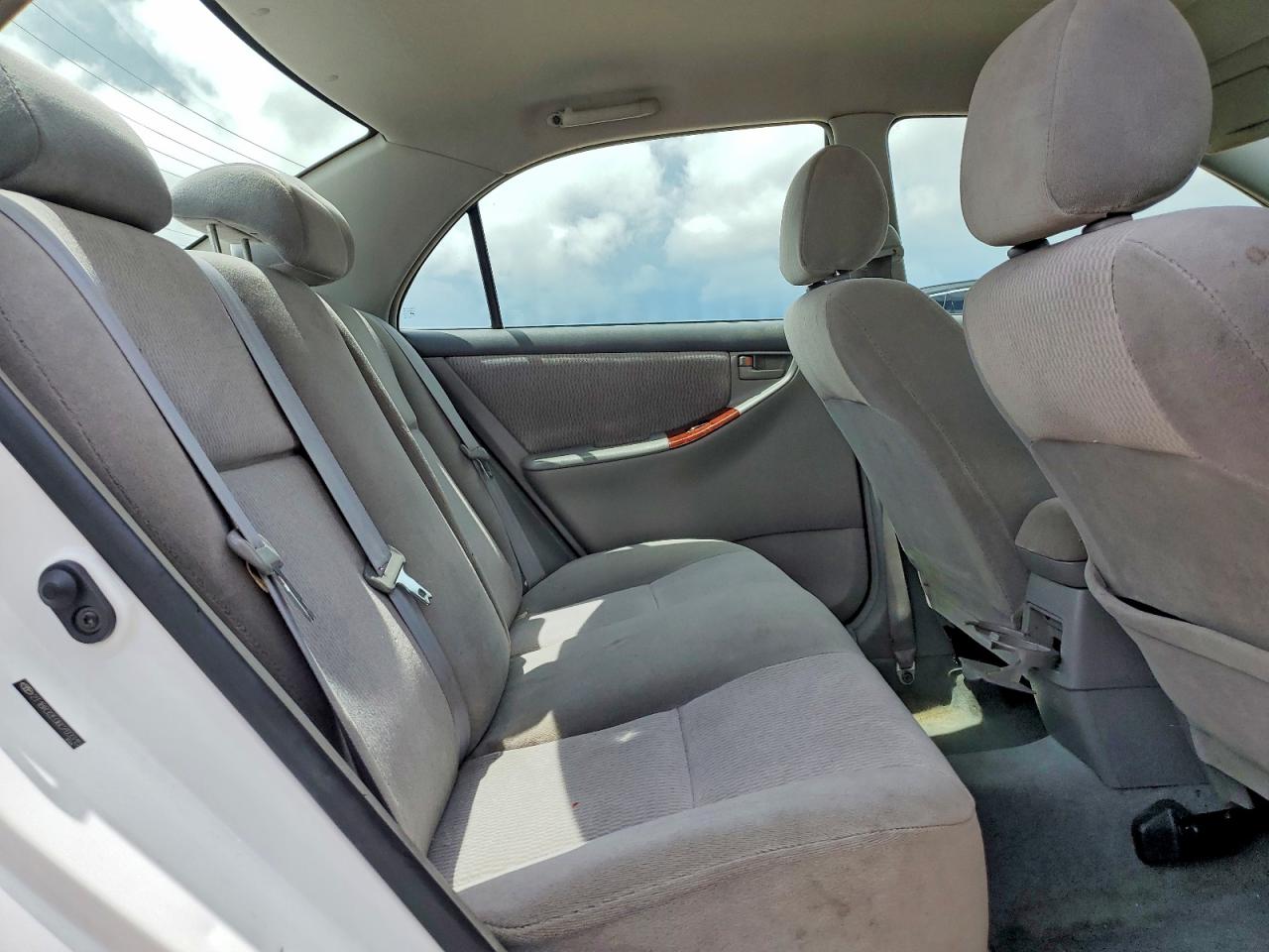 2006 TOYOTA COROLLA LE photo 28