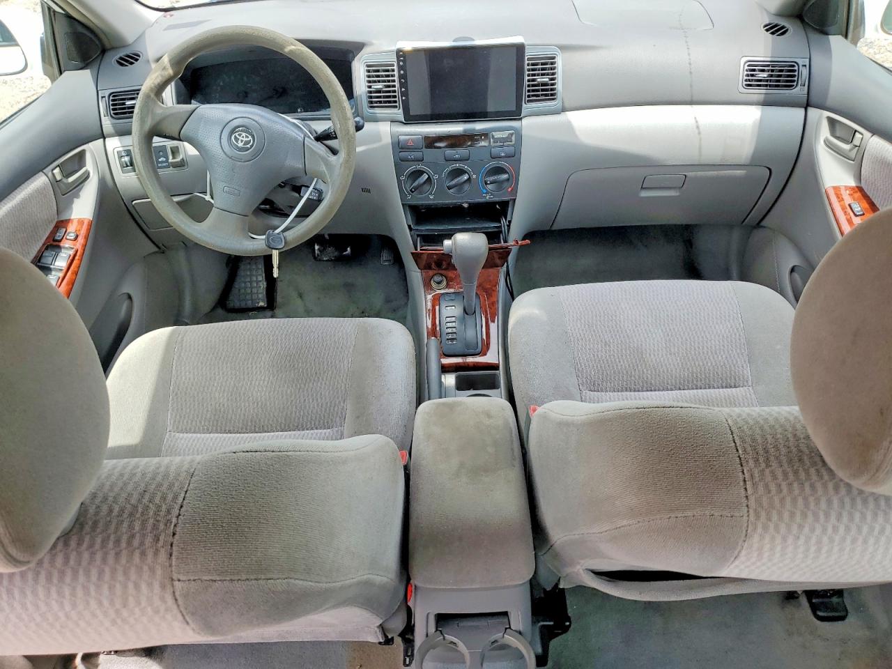 2006 TOYOTA COROLLA LE photo 22