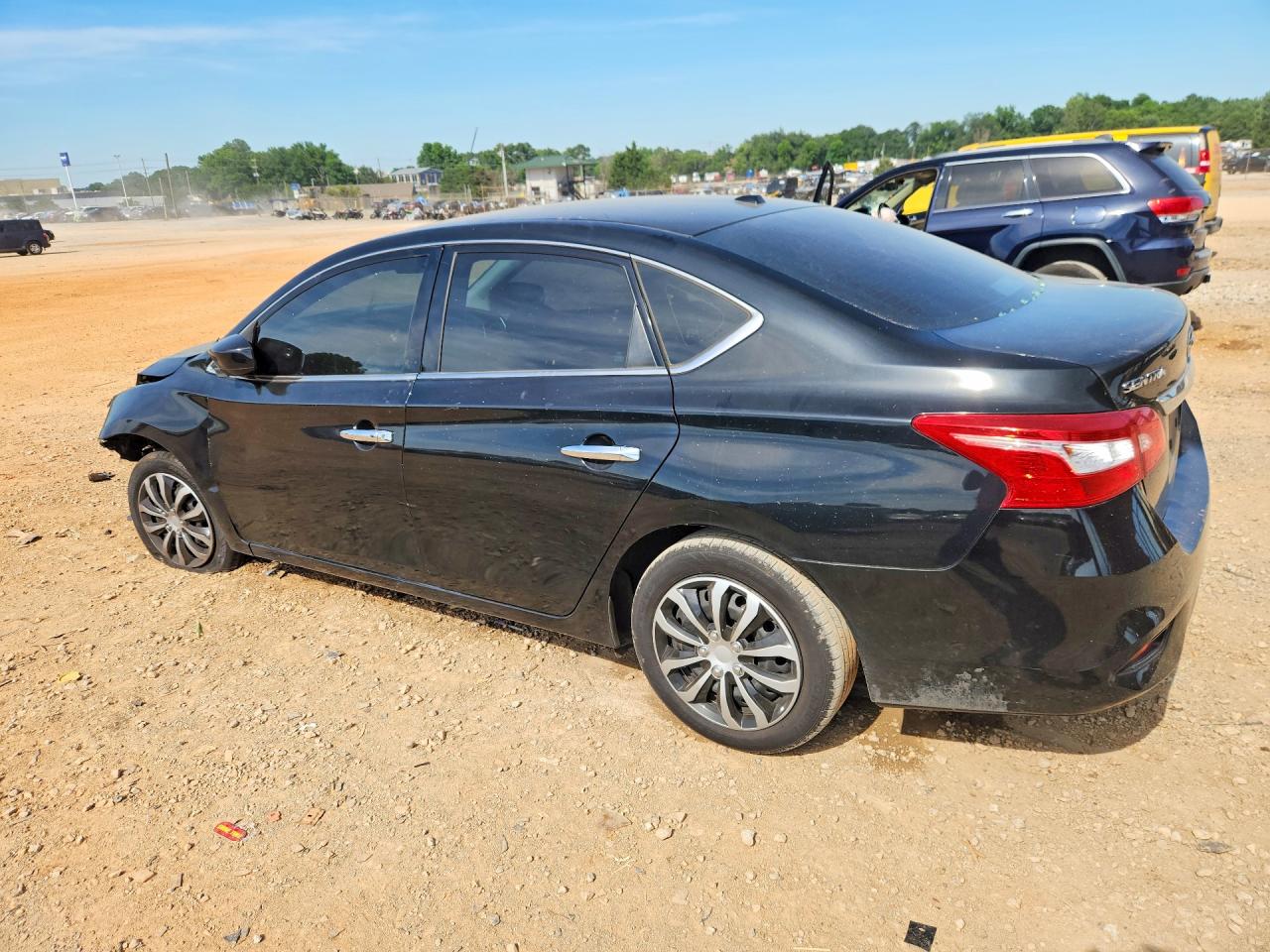 2017 NISSAN SENTRA SV photo 3