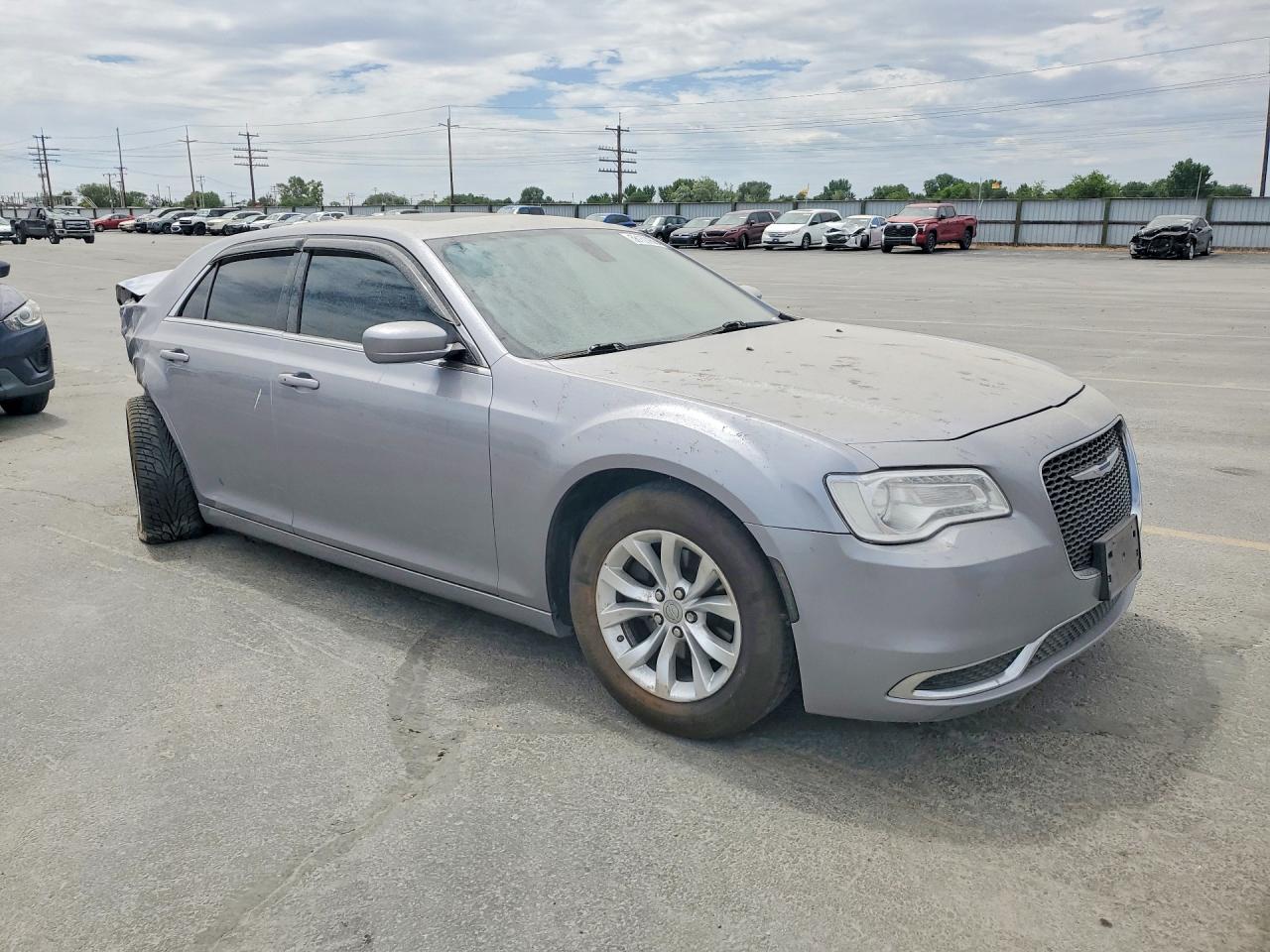 2015 CHRYSLER 300 LIMITED photo 10