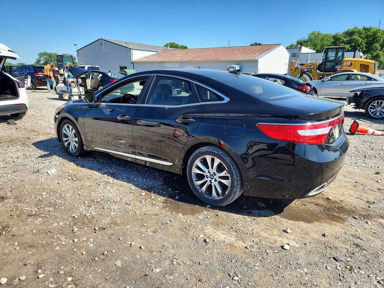 2013 HYUNDAI AZERA BASE photo 3