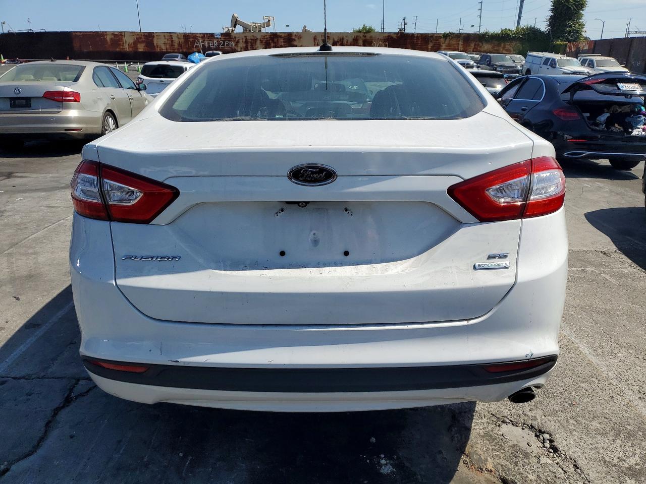 2014 FORD FUSION SE photo 11