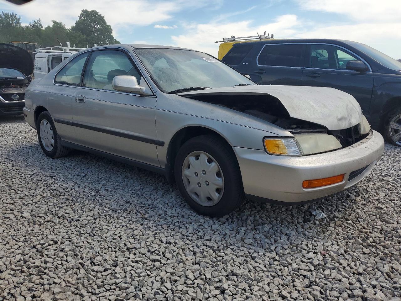 1996 HONDA ACCORD LX photo 10