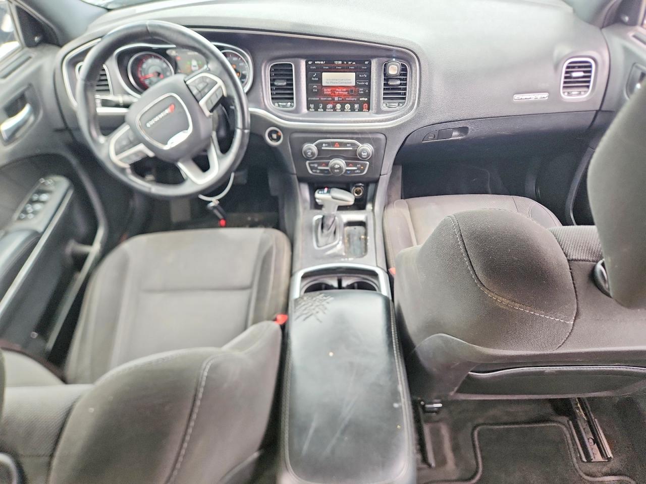2016 DODGE CHARGER SXT photo 22
