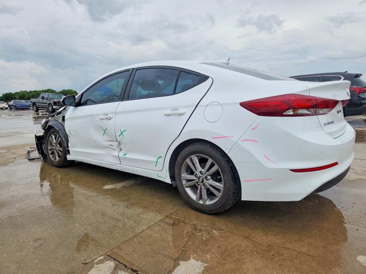 2017 HYUNDAI ELANTRA SE photo 2