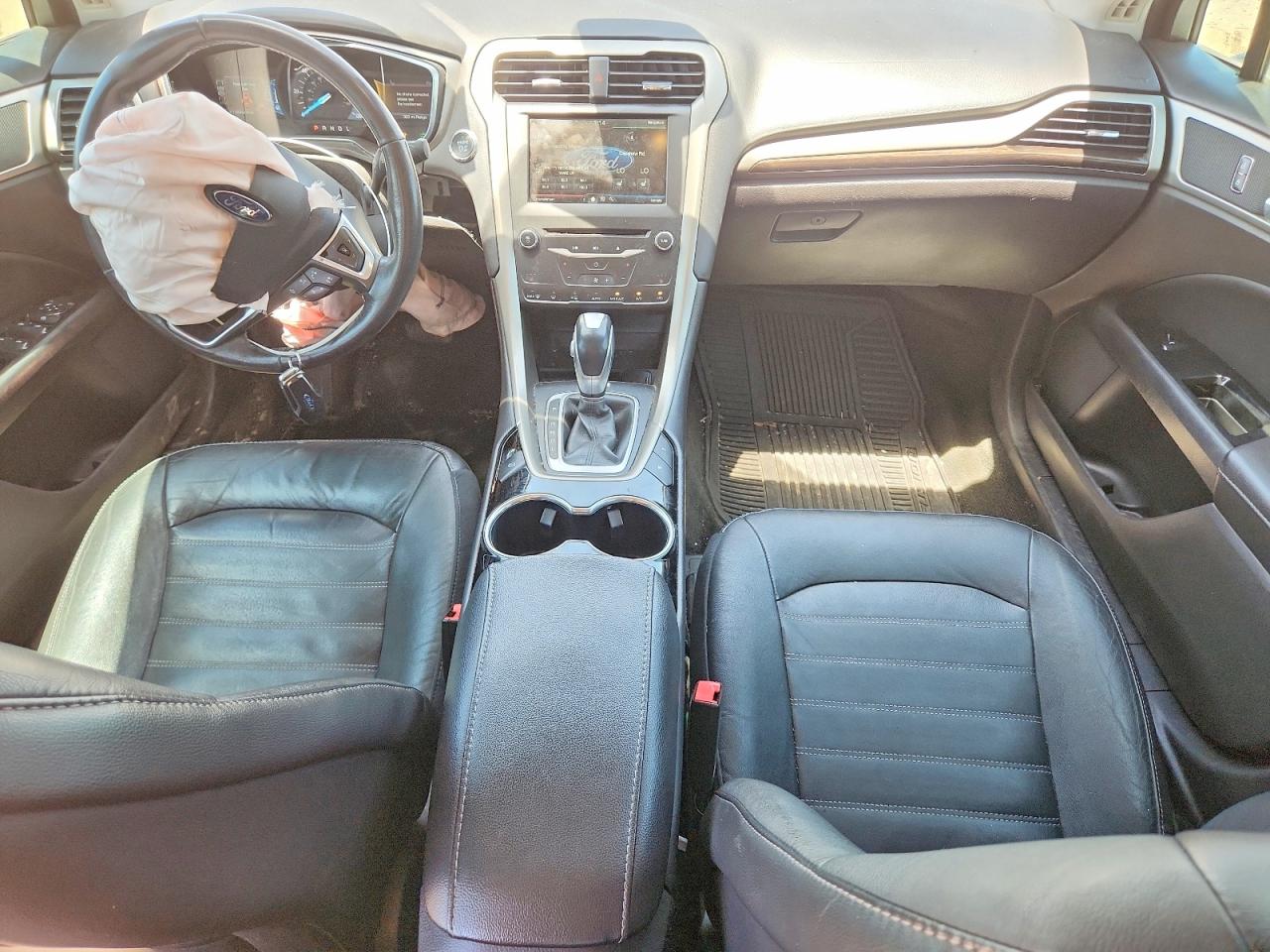 2015 FORD FUSION SE PHEV photo 8