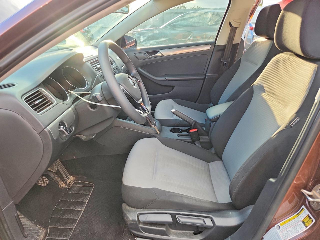 2017 VOLKSWAGEN JETTA S photo 13