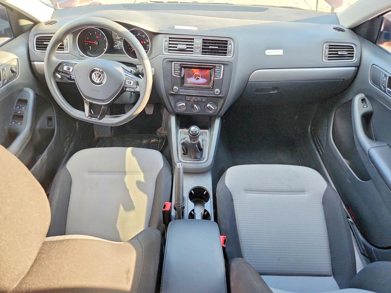 2017 VOLKSWAGEN JETTA S photo 15