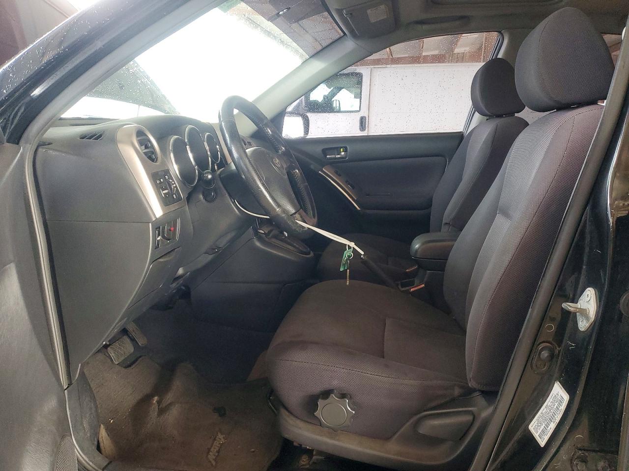 2003 TOYOTA COROLLA MATRIX XR photo 13
