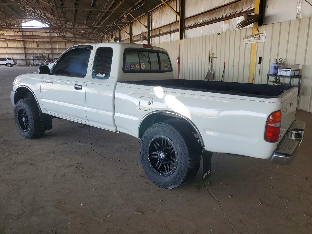1998 TOYOTA TACOMA XTRACAB photo 3