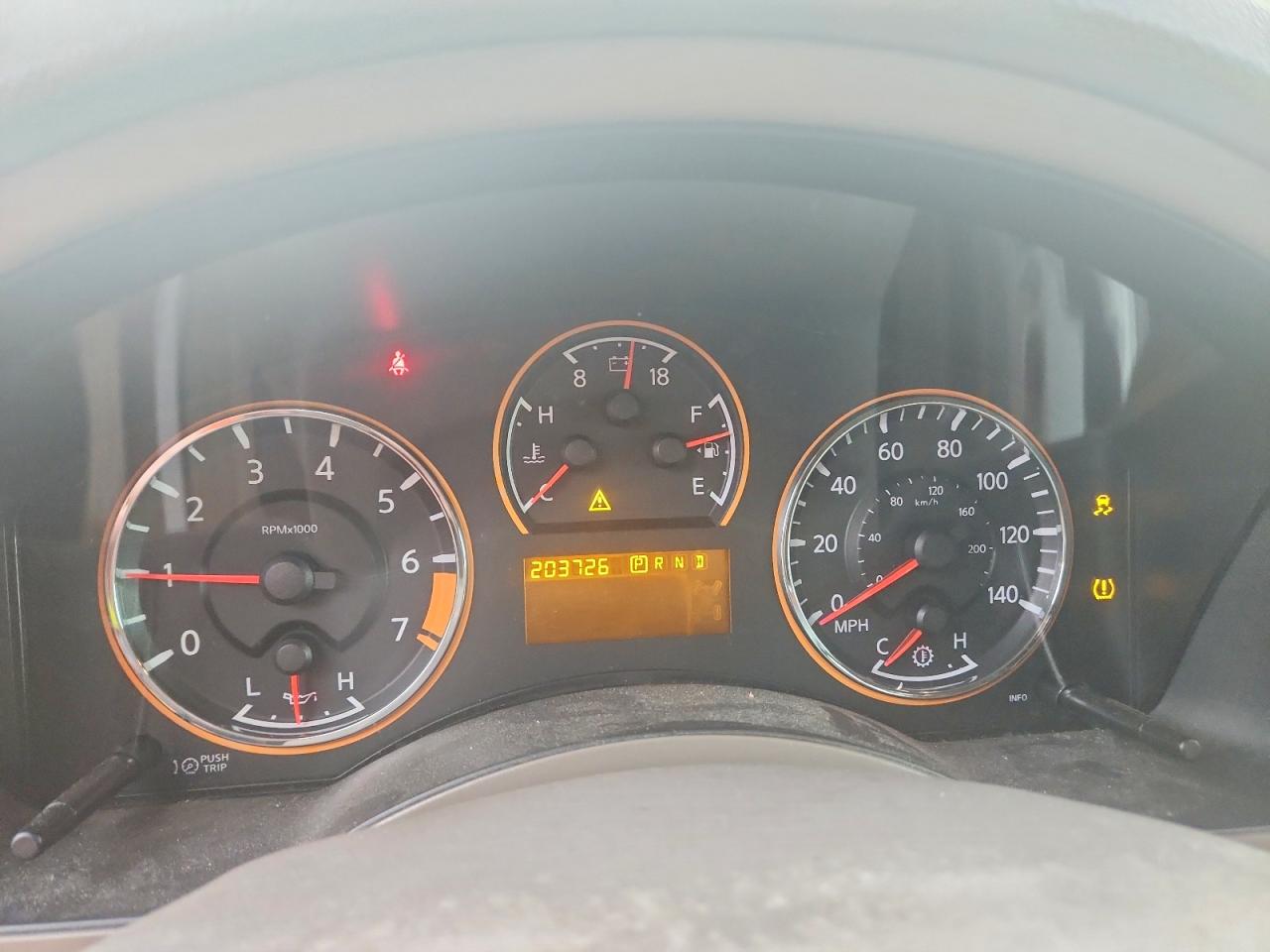 2012 NISSAN ARMADA SV photo 17