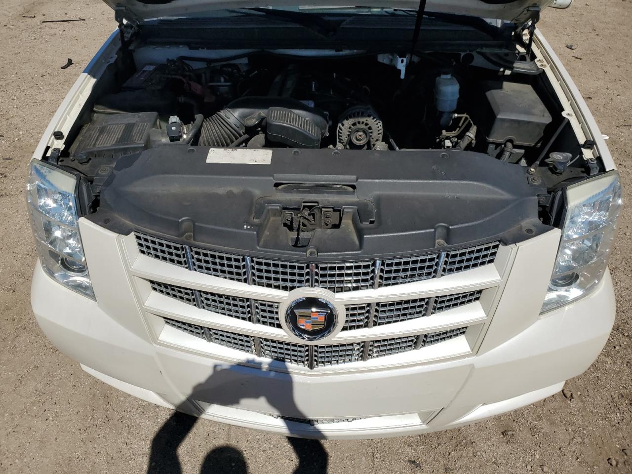 2012 CADILLAC ESCALADE ESV PREMIUM photo 23