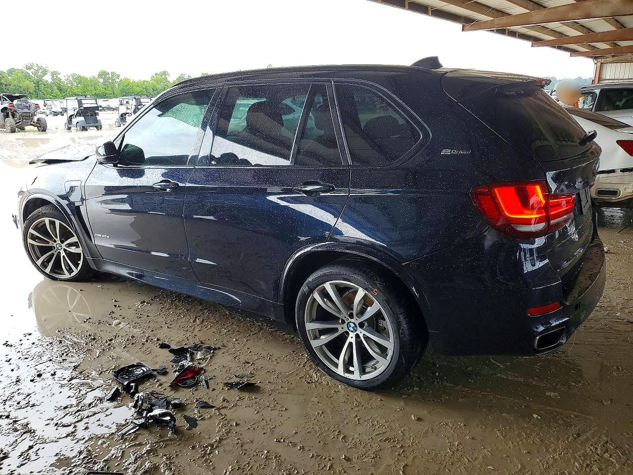2017 BMW X5 XDR40E photo 4