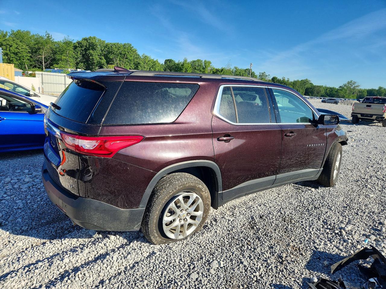 2020 CHEVROLET TRAVERSE LT photo 5