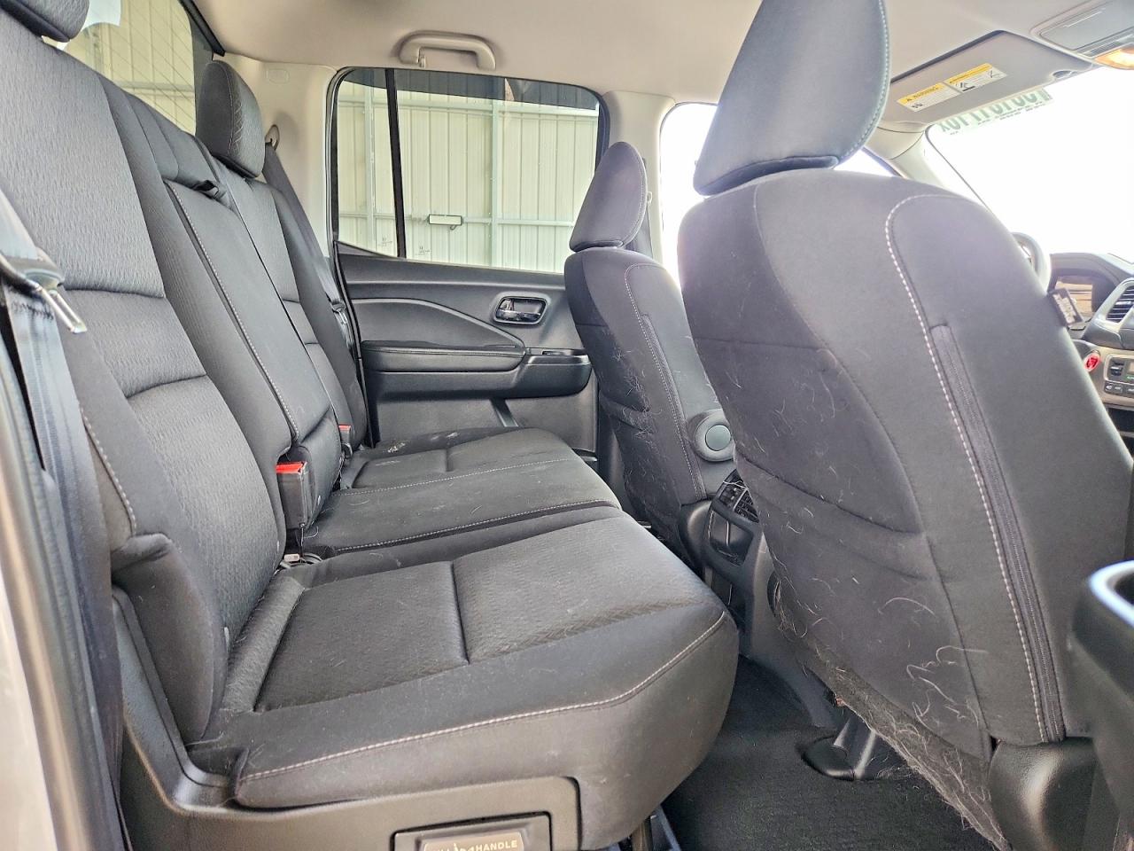 2019 HONDA RIDGELINE SPORT photo 19