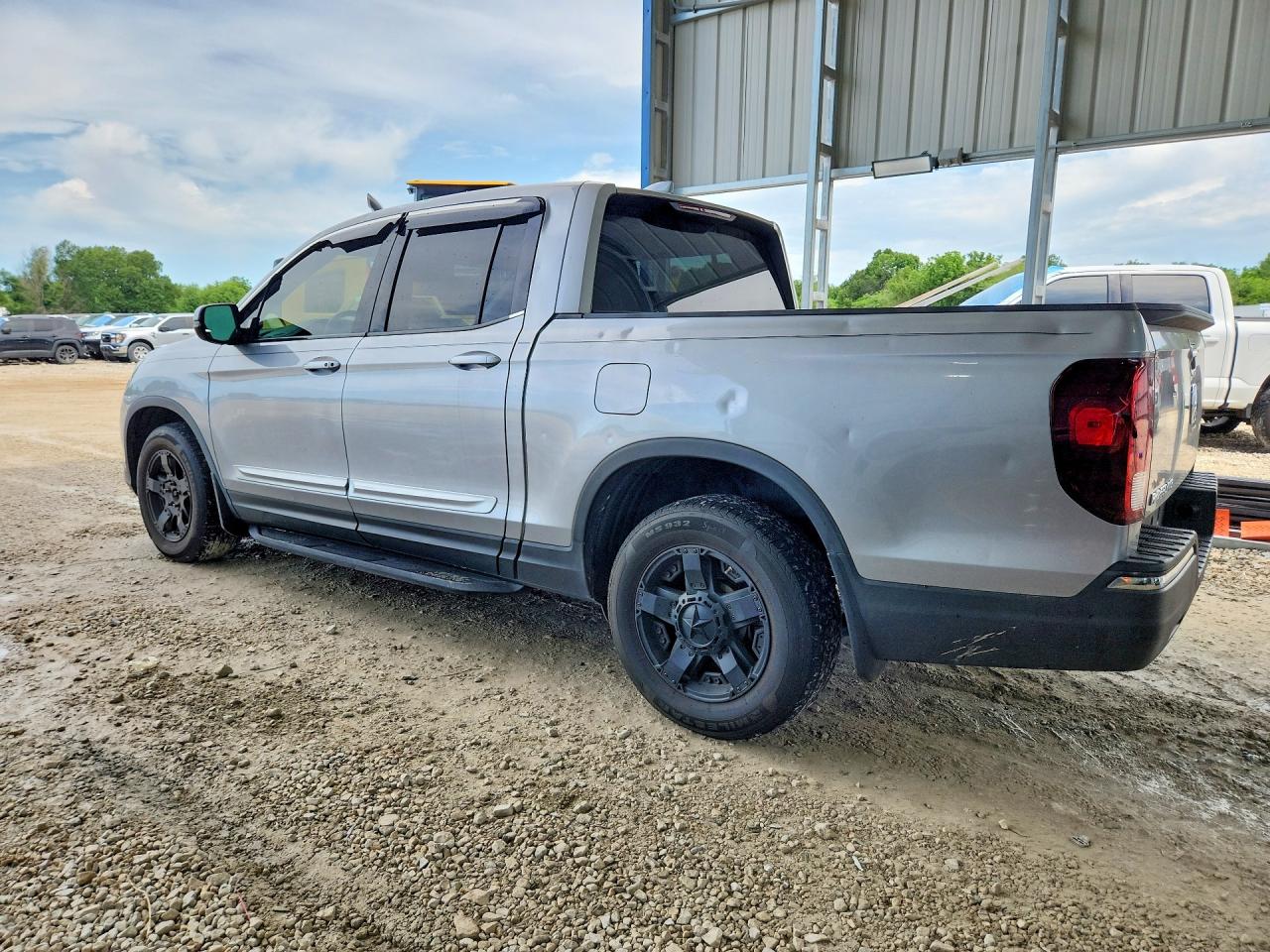 2019 HONDA RIDGELINE SPORT photo 3