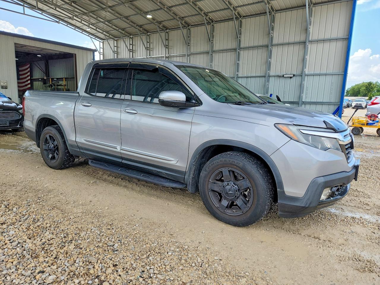 2019 HONDA RIDGELINE SPORT photo 7