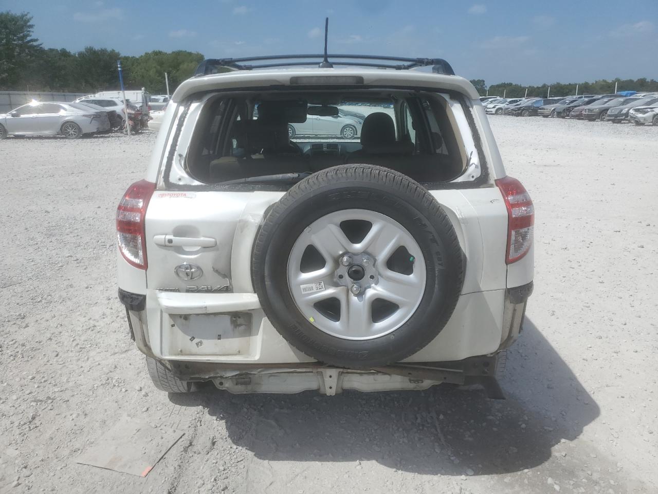 2010 TOYOTA RAV4 LIMITED photo 11