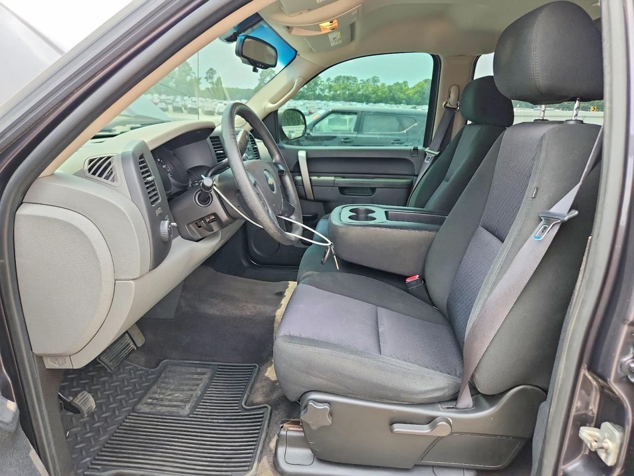 2010 CHEVROLET SILVERADO C1500 LS photo 19