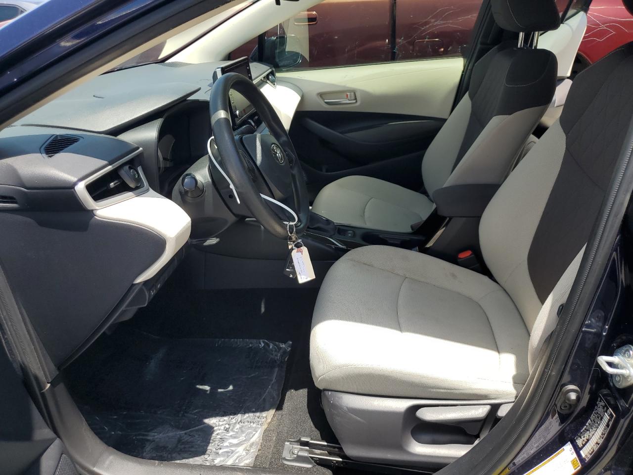2021 TOYOTA COROLLA LE photo 19
