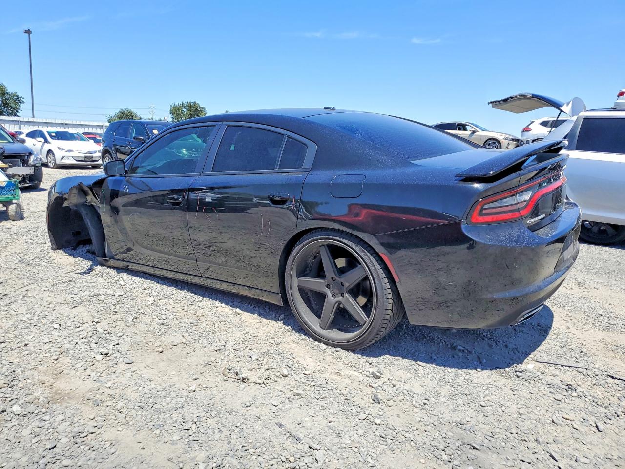 2015 DODGE CHARGER SE photo 3