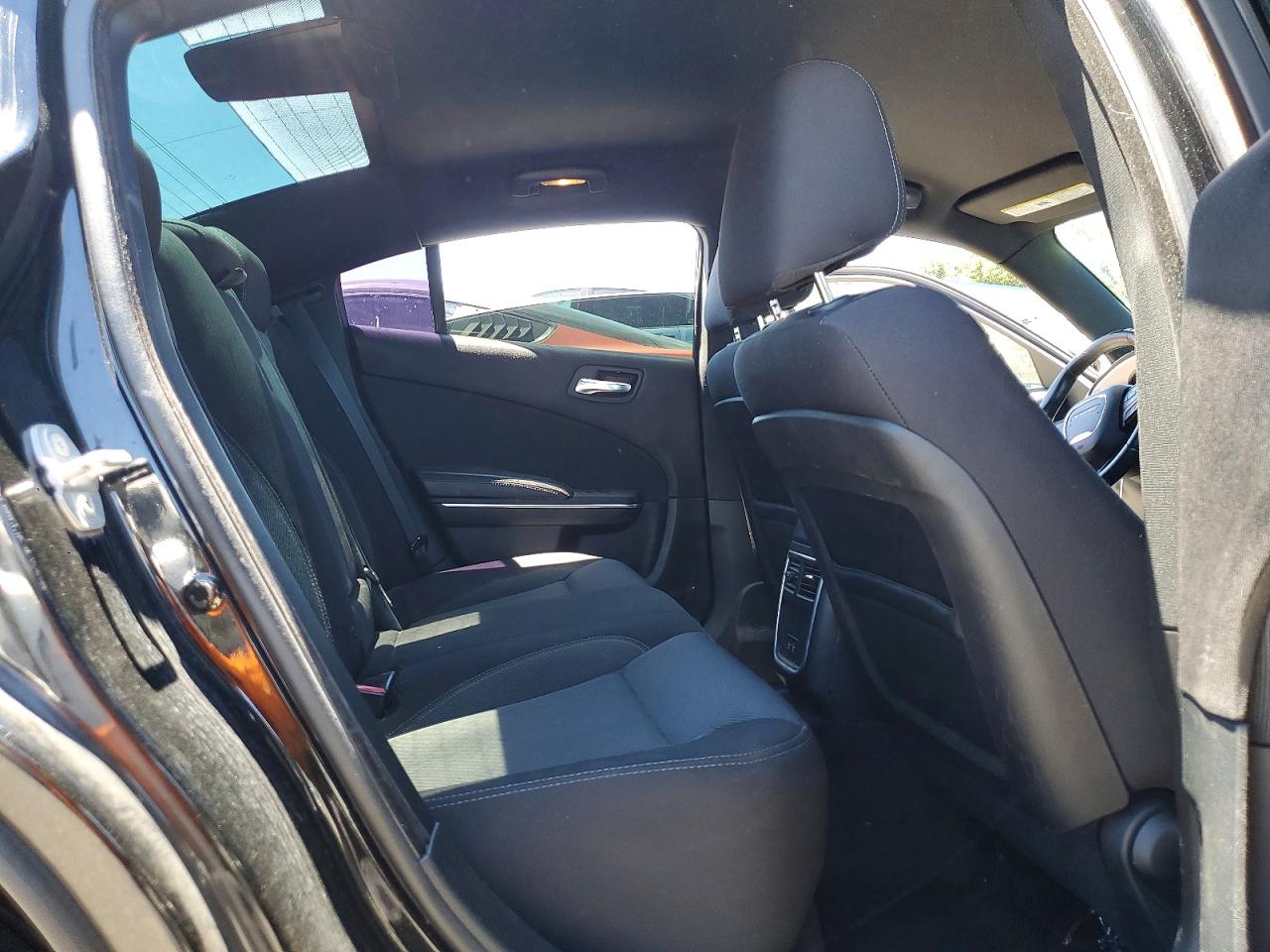 2015 DODGE CHARGER SE photo 19