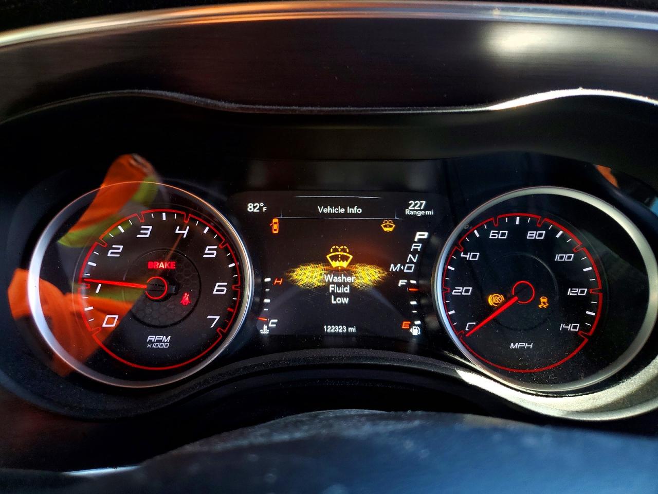 2015 DODGE CHARGER SE photo 17