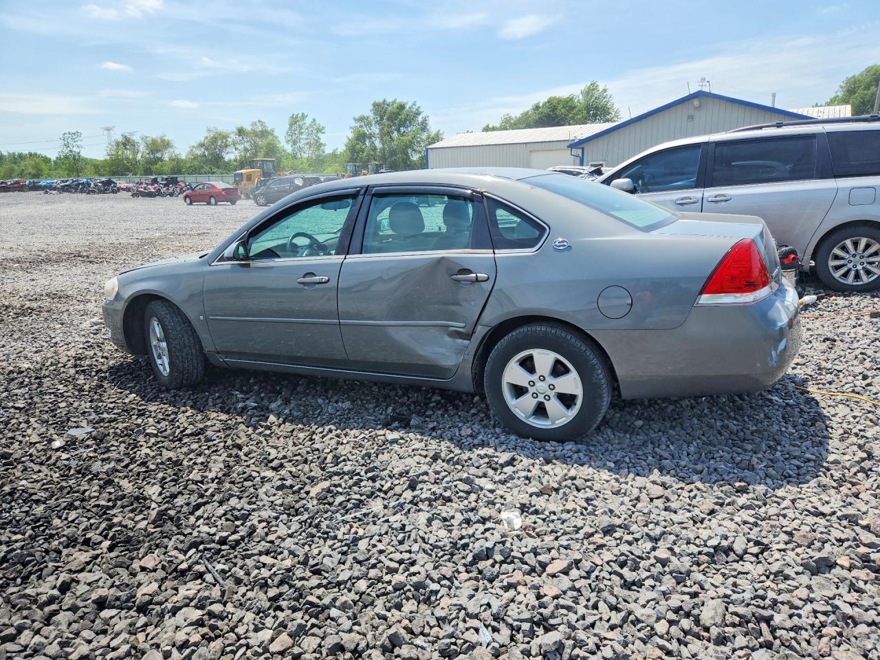 2007 CHEVROLET IMPALA LT photo 2