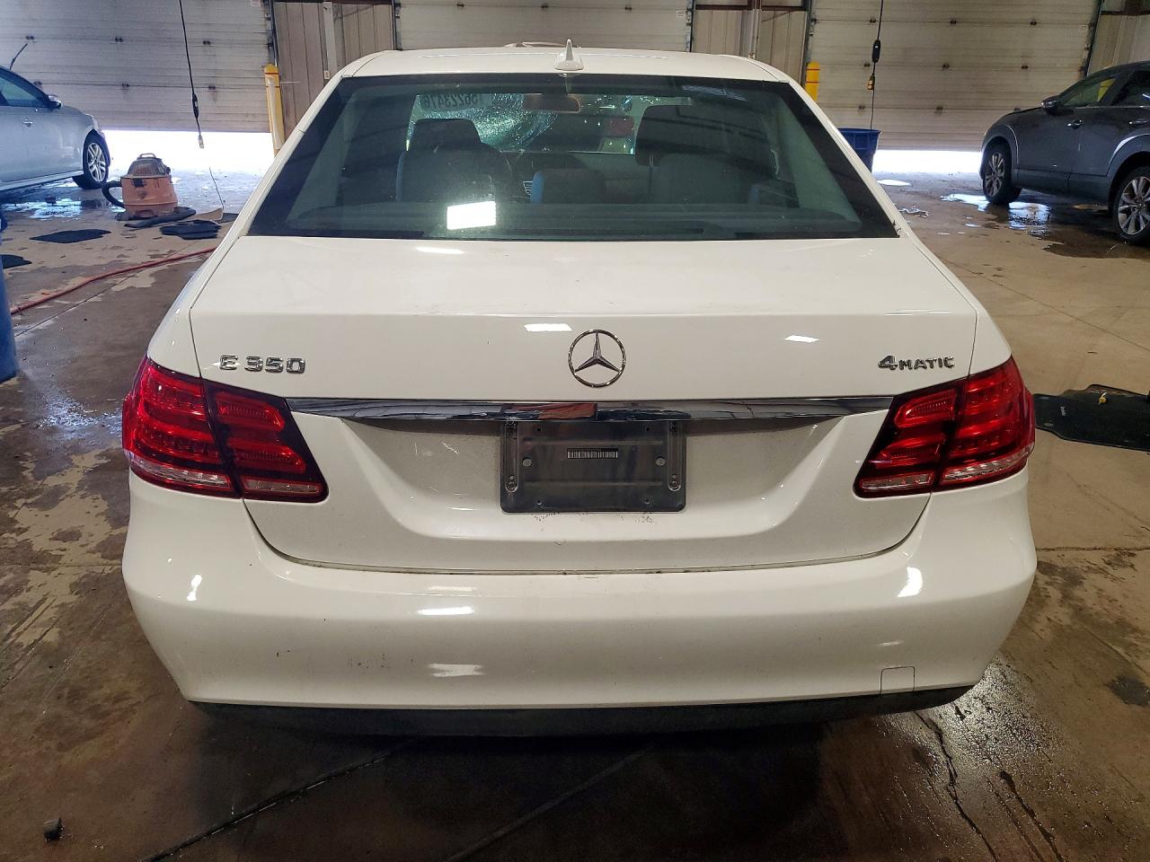 2016 MERCEDES-BENZ E 350 4MATIC photo 11