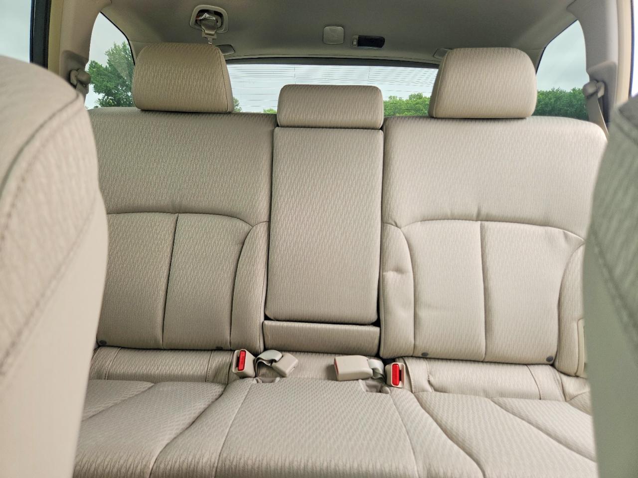2012 SUBARU OUTBACK 2.5I PREMIUM photo 19