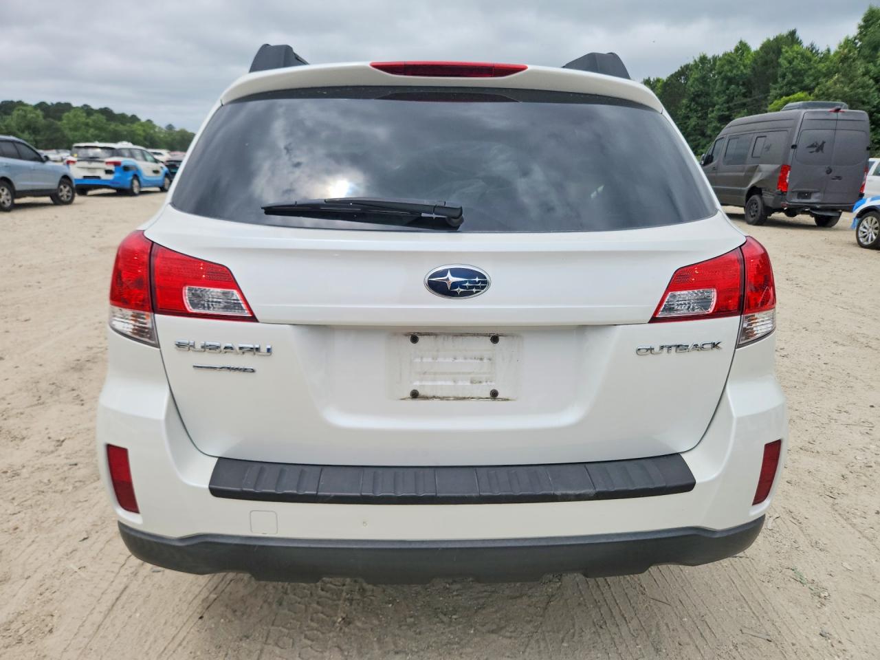 2012 SUBARU OUTBACK 2.5I PREMIUM photo 11