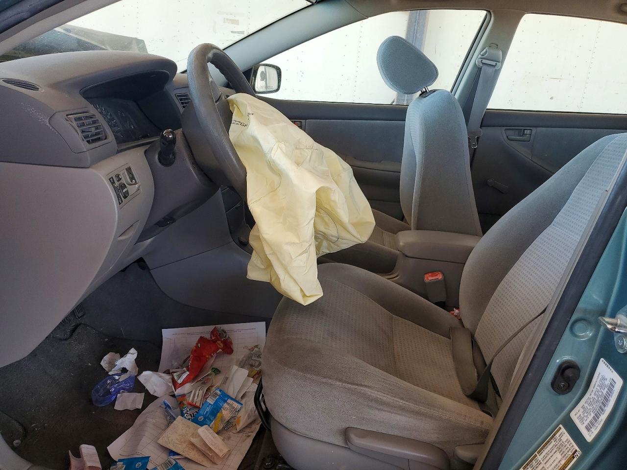2005 TOYOTA COROLLA CE photo 19