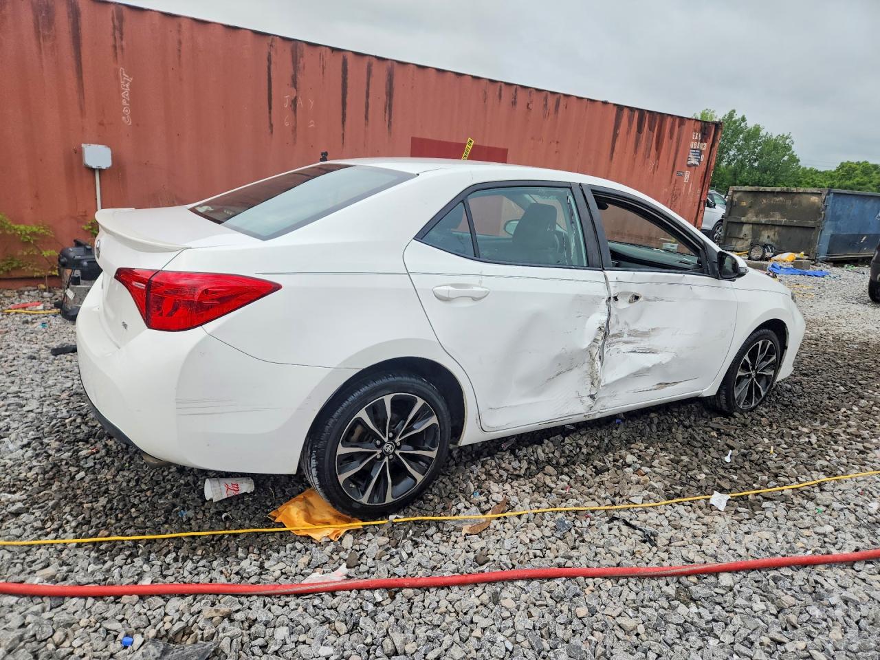 2018 TOYOTA COROLLA SE photo 5