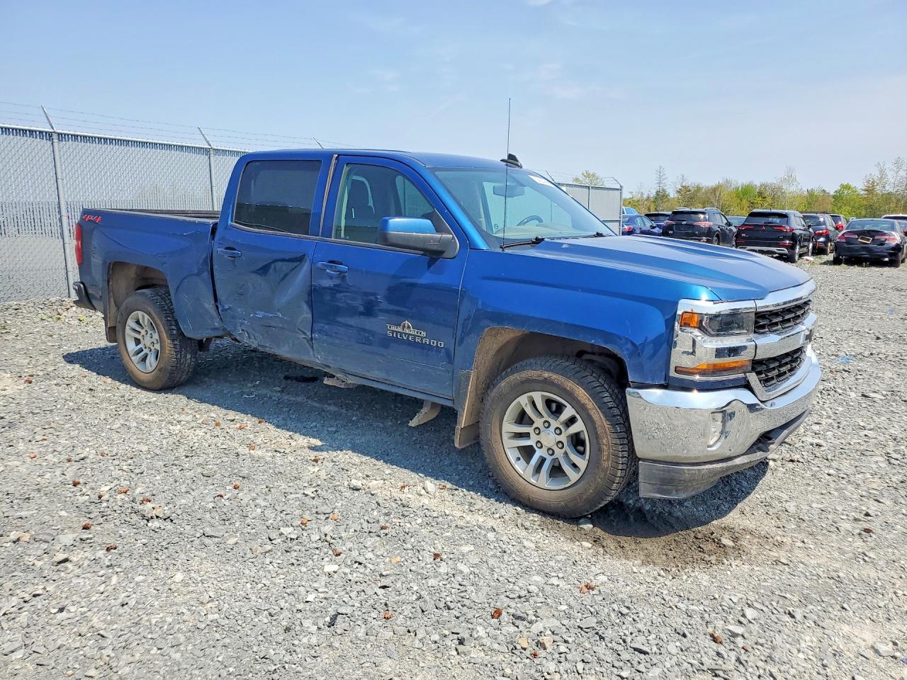 2018 CHEVROLET SILVERADO K1500 LT photo 7