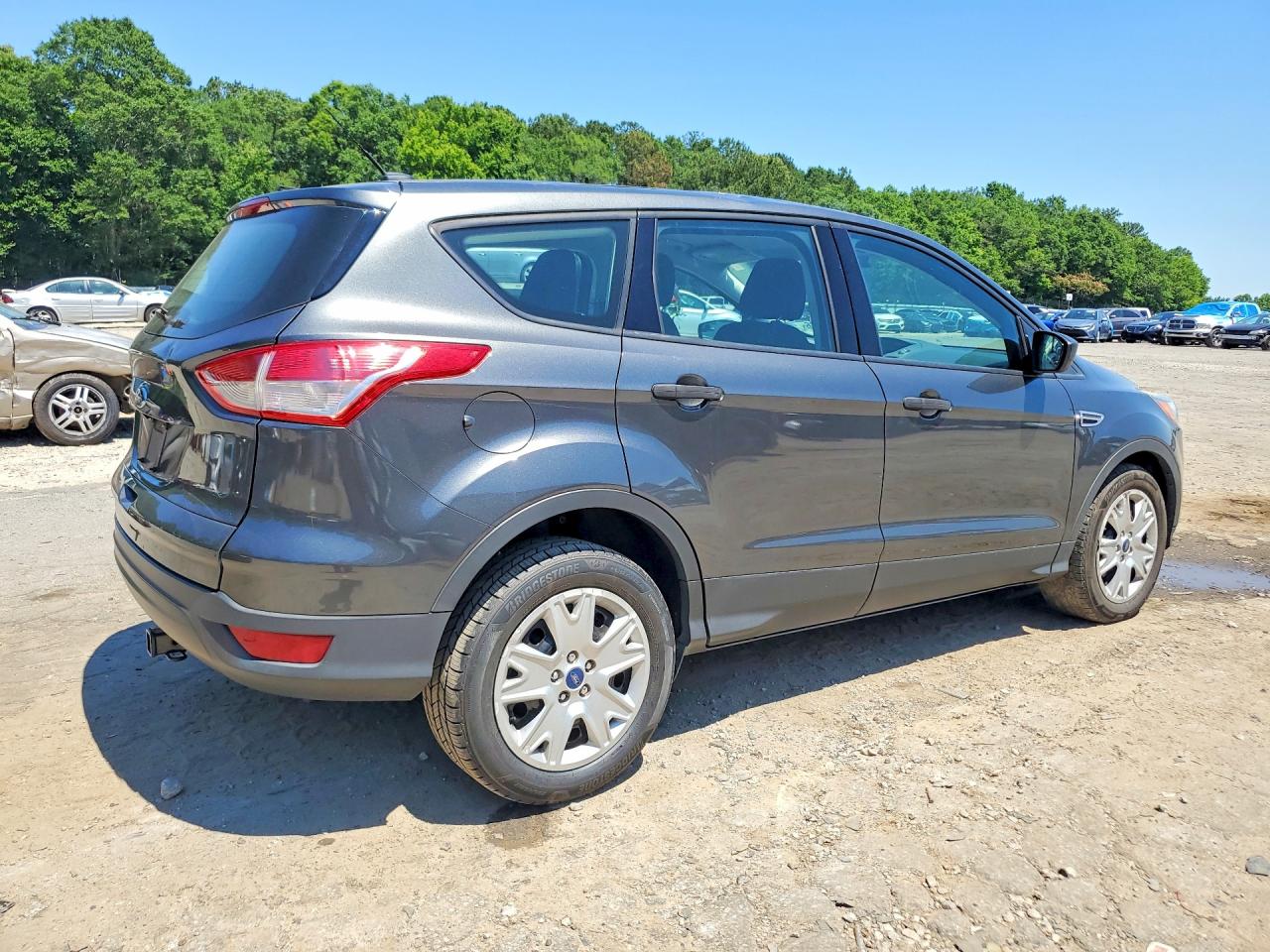 2016 FORD ESCAPE S photo 5