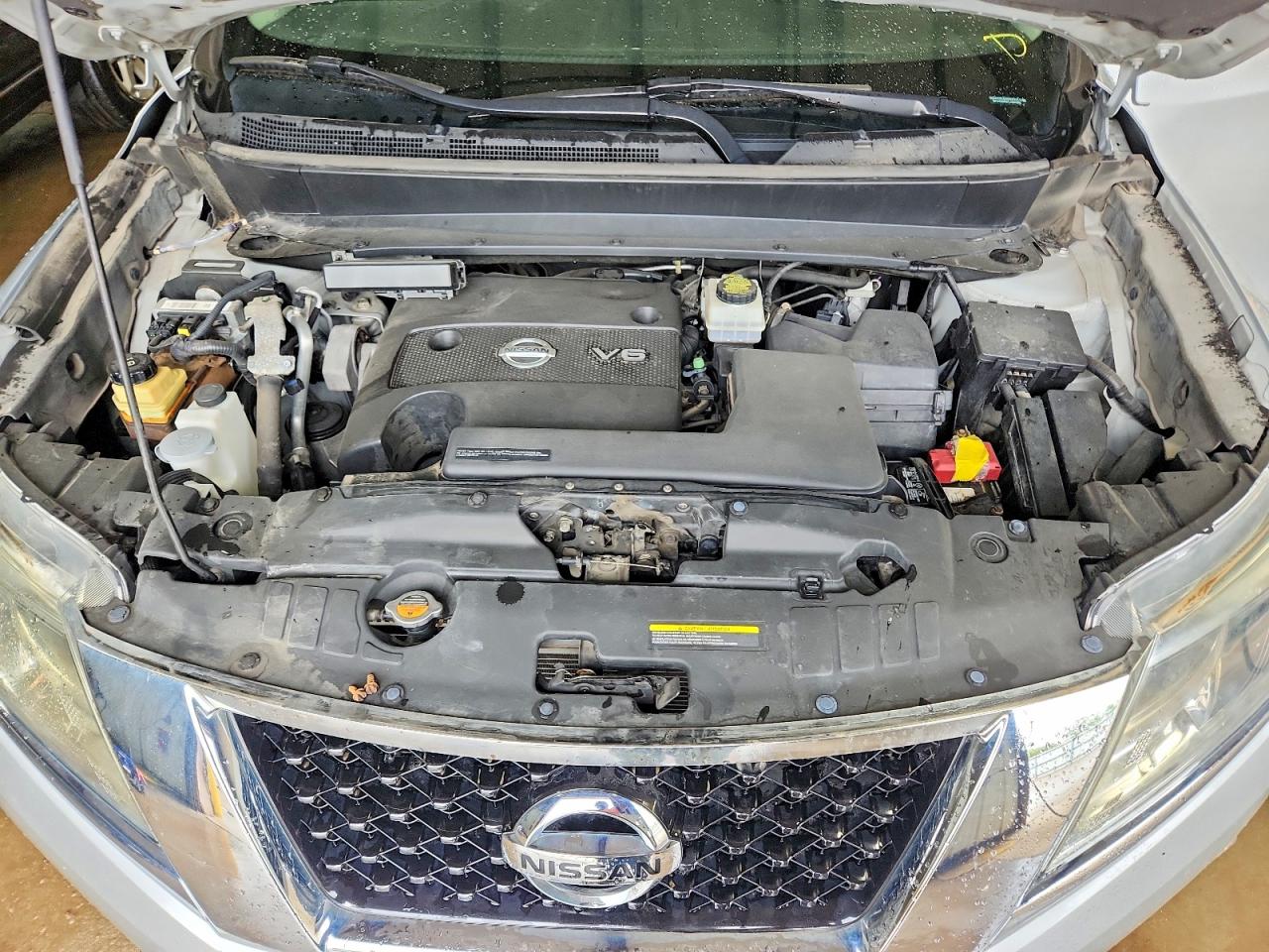 2013 NISSAN PATHFINDER S photo 21