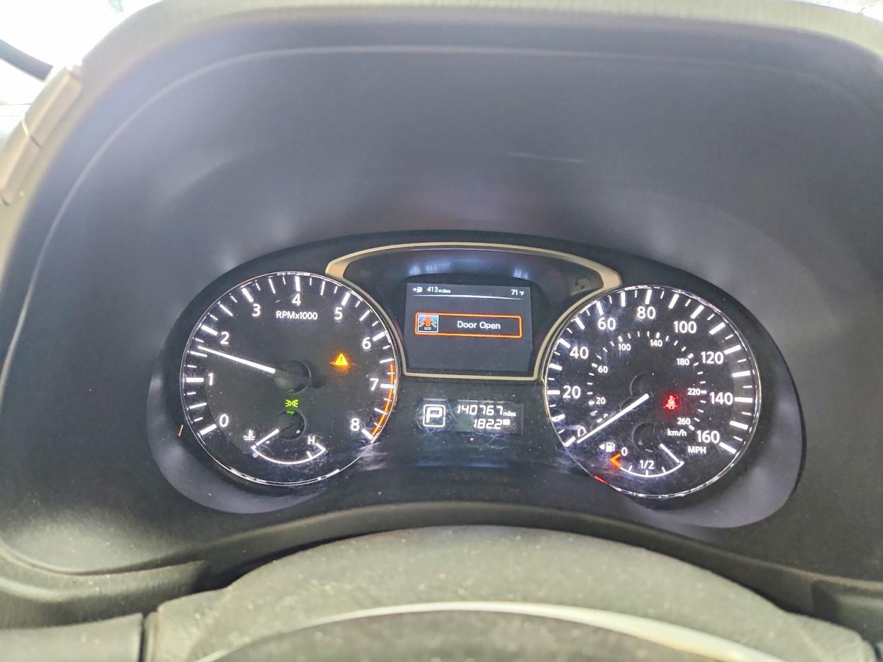 2013 NISSAN PATHFINDER S photo 17