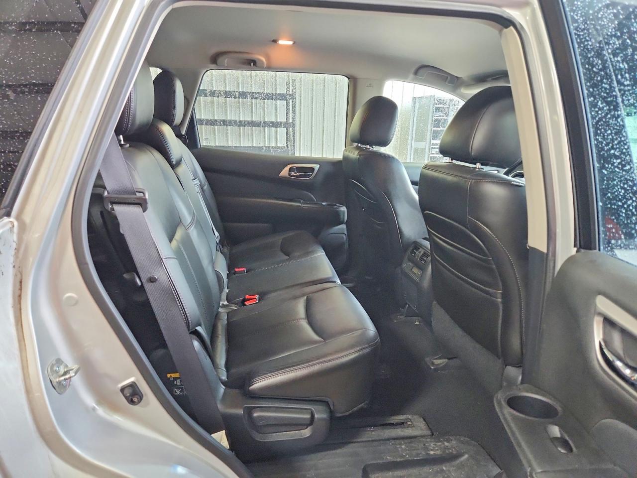 2013 NISSAN PATHFINDER S photo 19