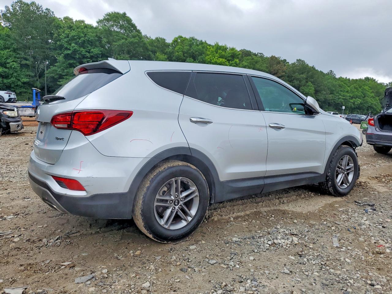 2017 HYUNDAI SANTA FE SPORT 2.4L photo 5