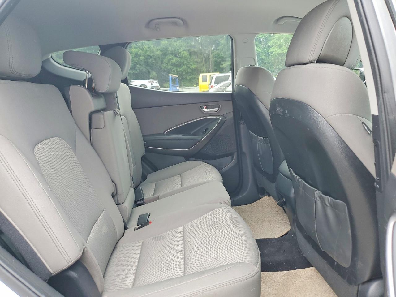 2017 HYUNDAI SANTA FE SPORT 2.4L photo 19