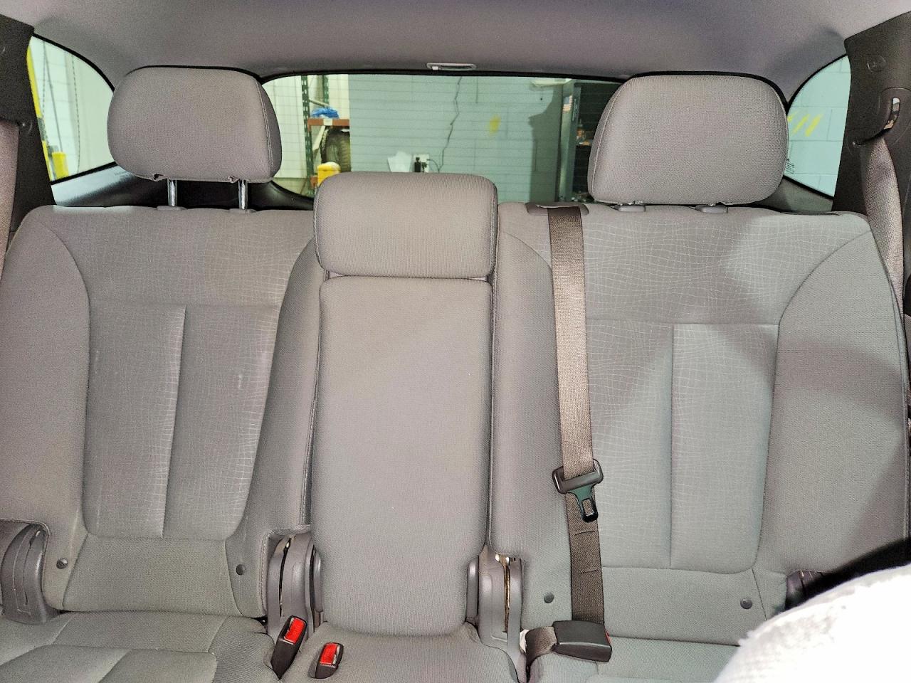 2012 HYUNDAI SANTA FE photo 28