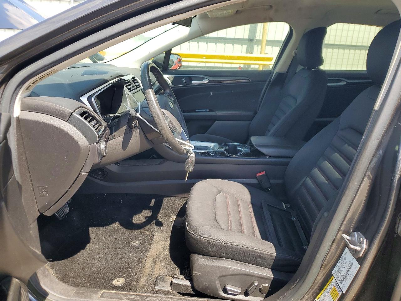 2016 FORD FUSION SE photo 13