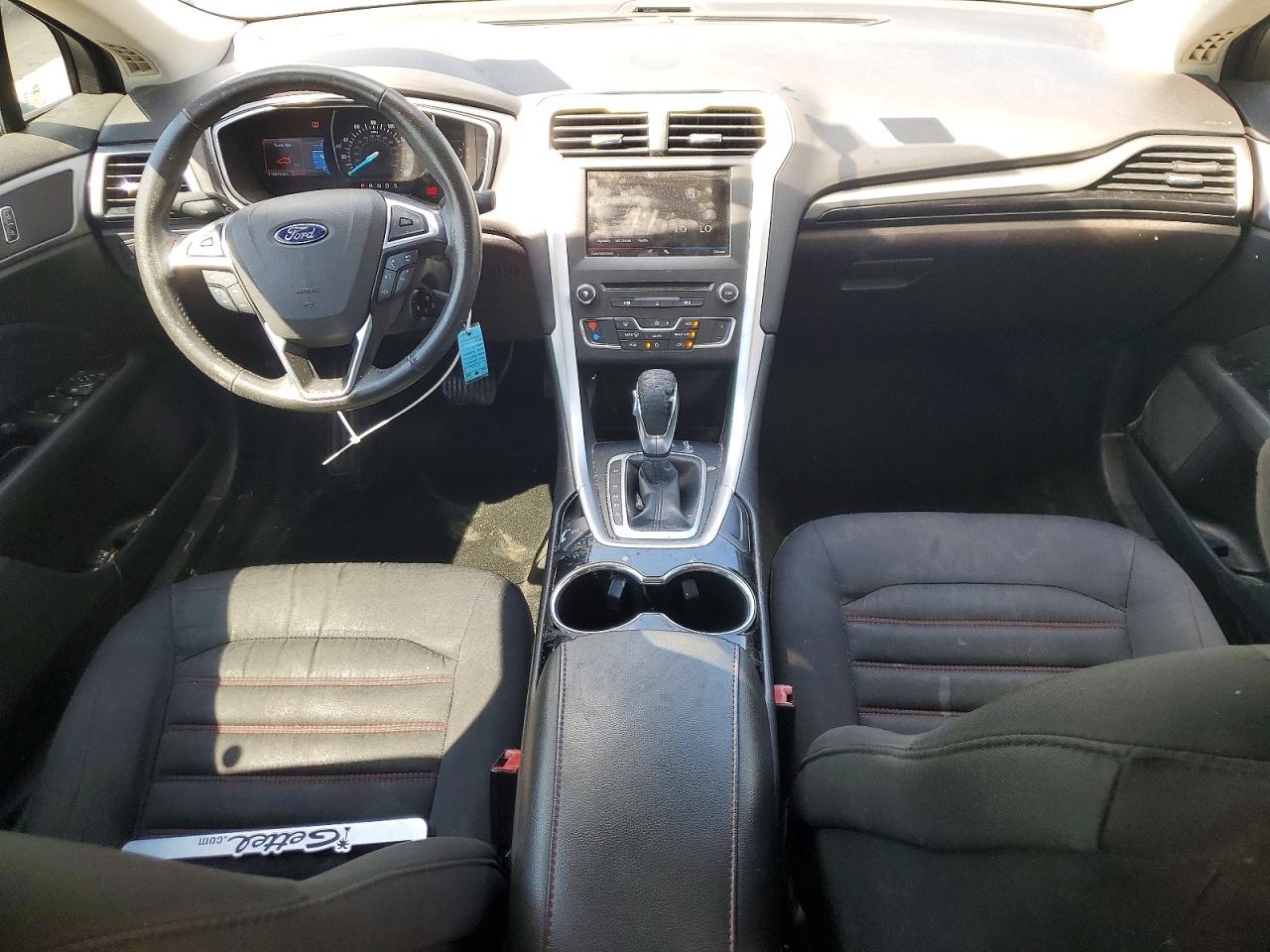 2016 FORD FUSION SE photo 15