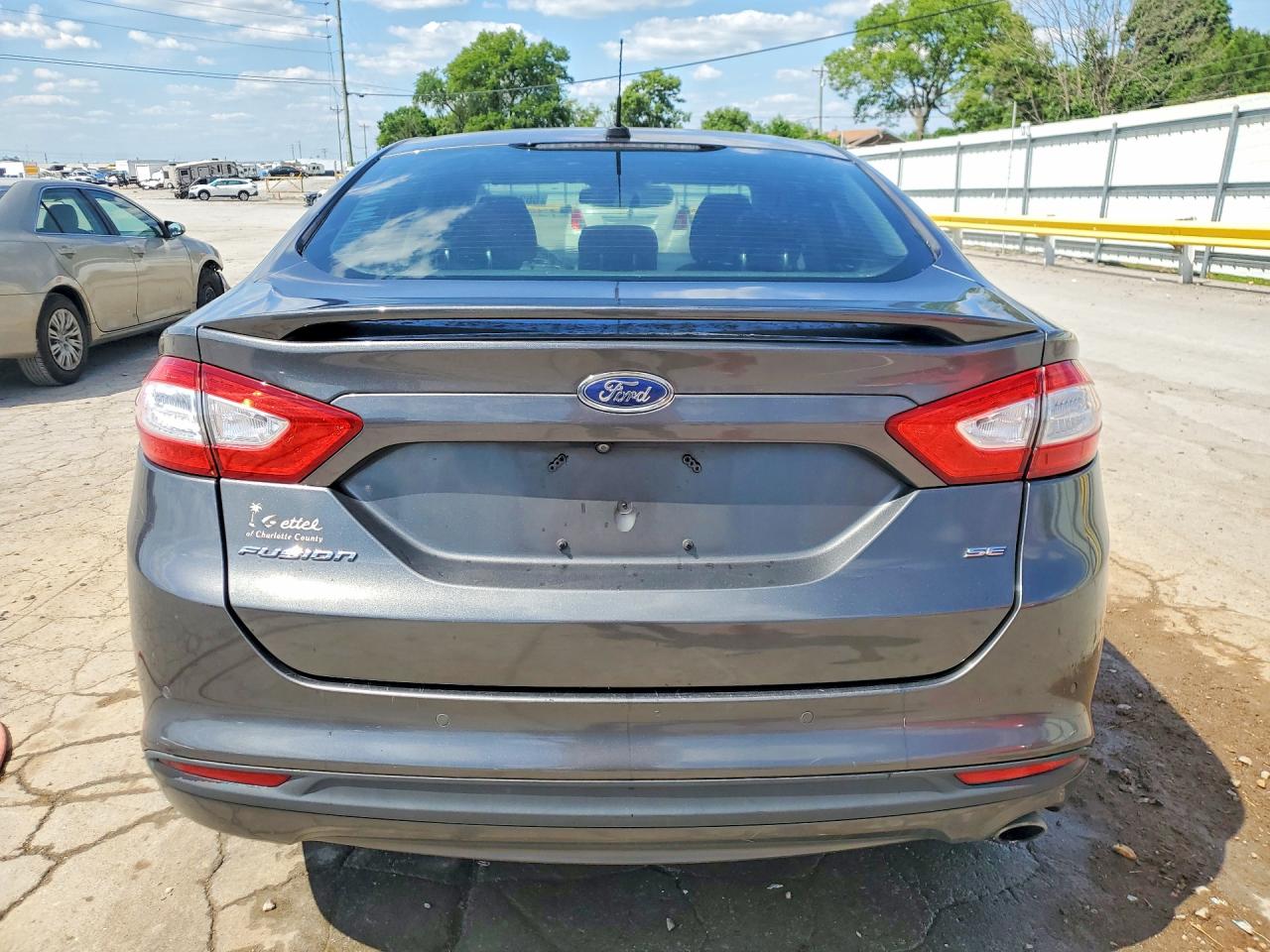 2016 FORD FUSION SE photo 11
