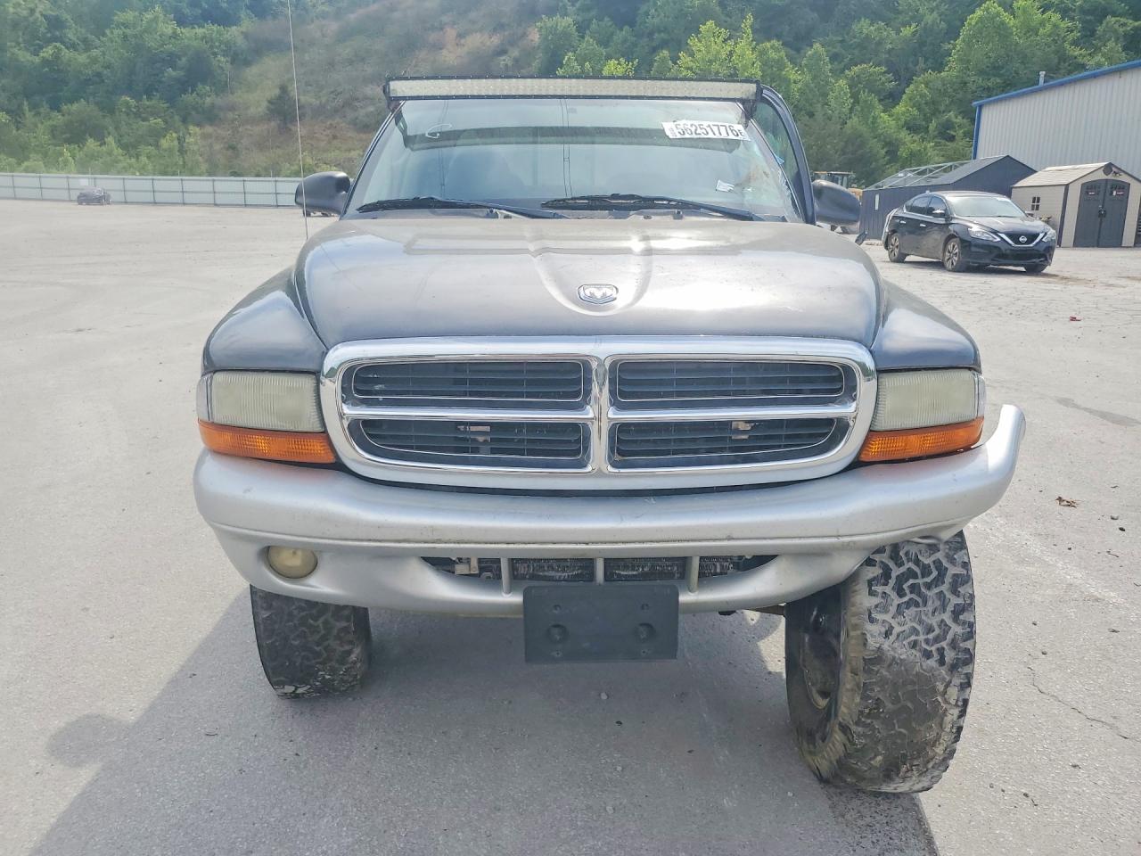 2003 DODGE DAKOTA QUAD SLT photo 5