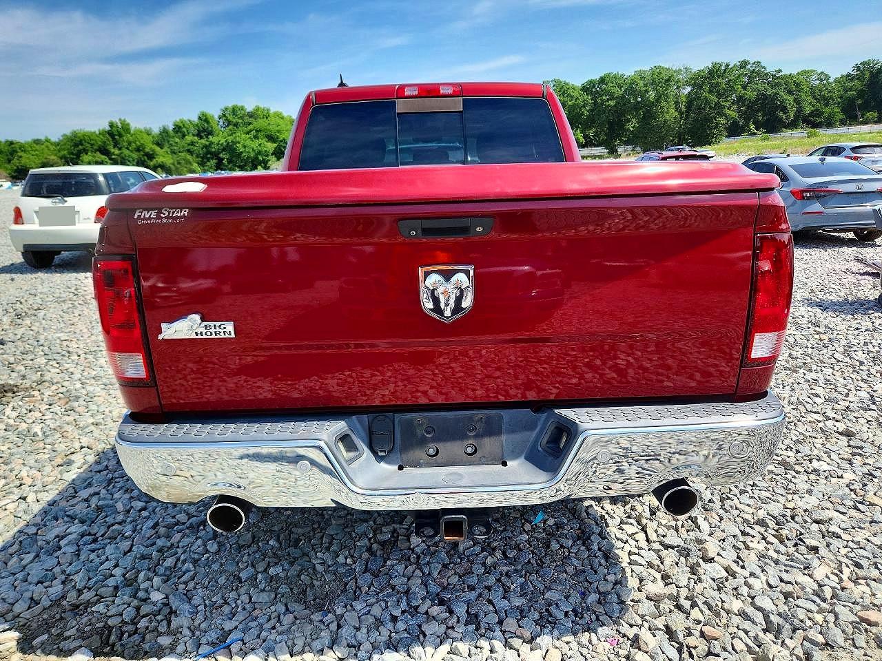 2014 RAM 1500 SLT photo 11
